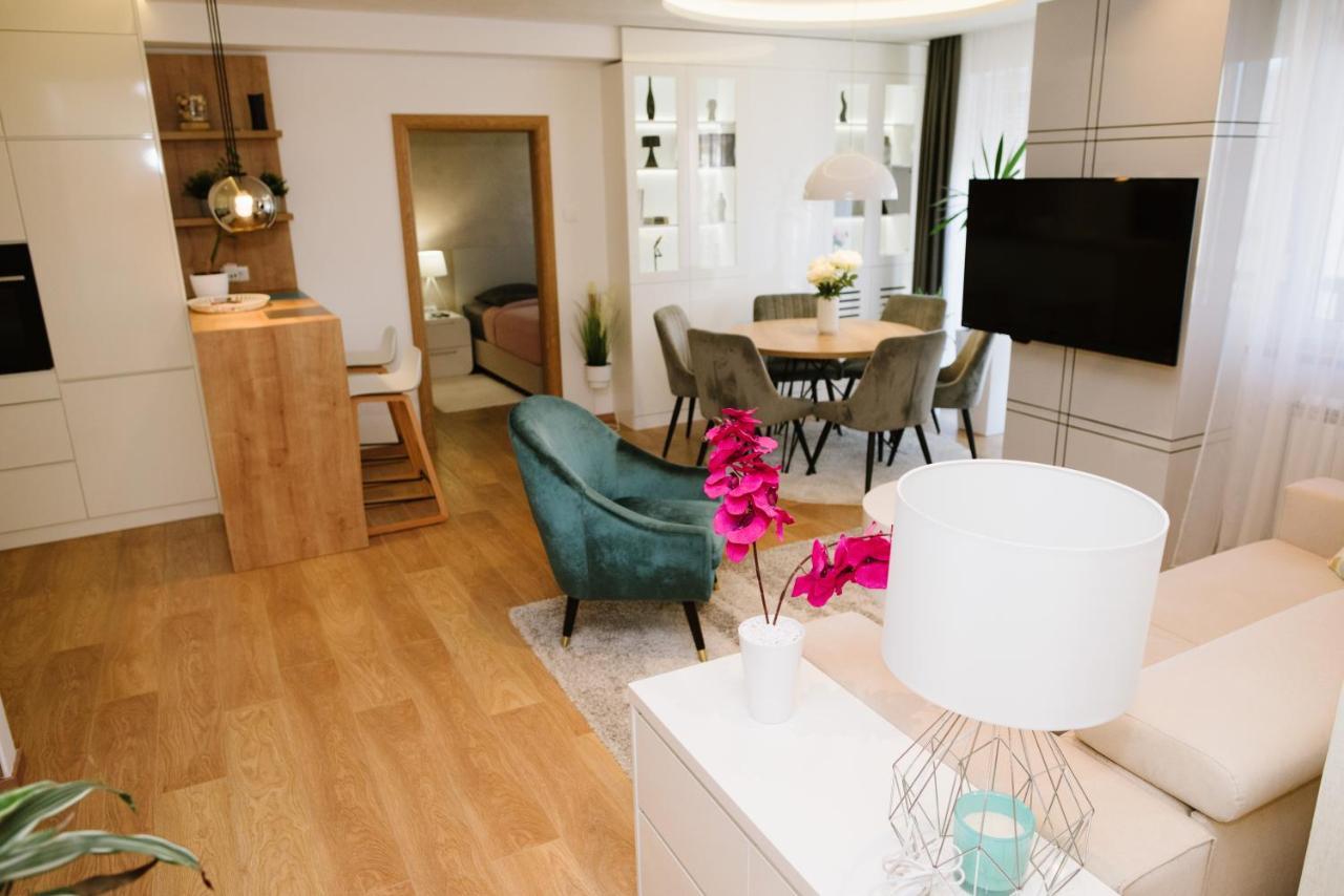 Lusso Apartman Σουμπότικα Εξωτερικό φωτογραφία