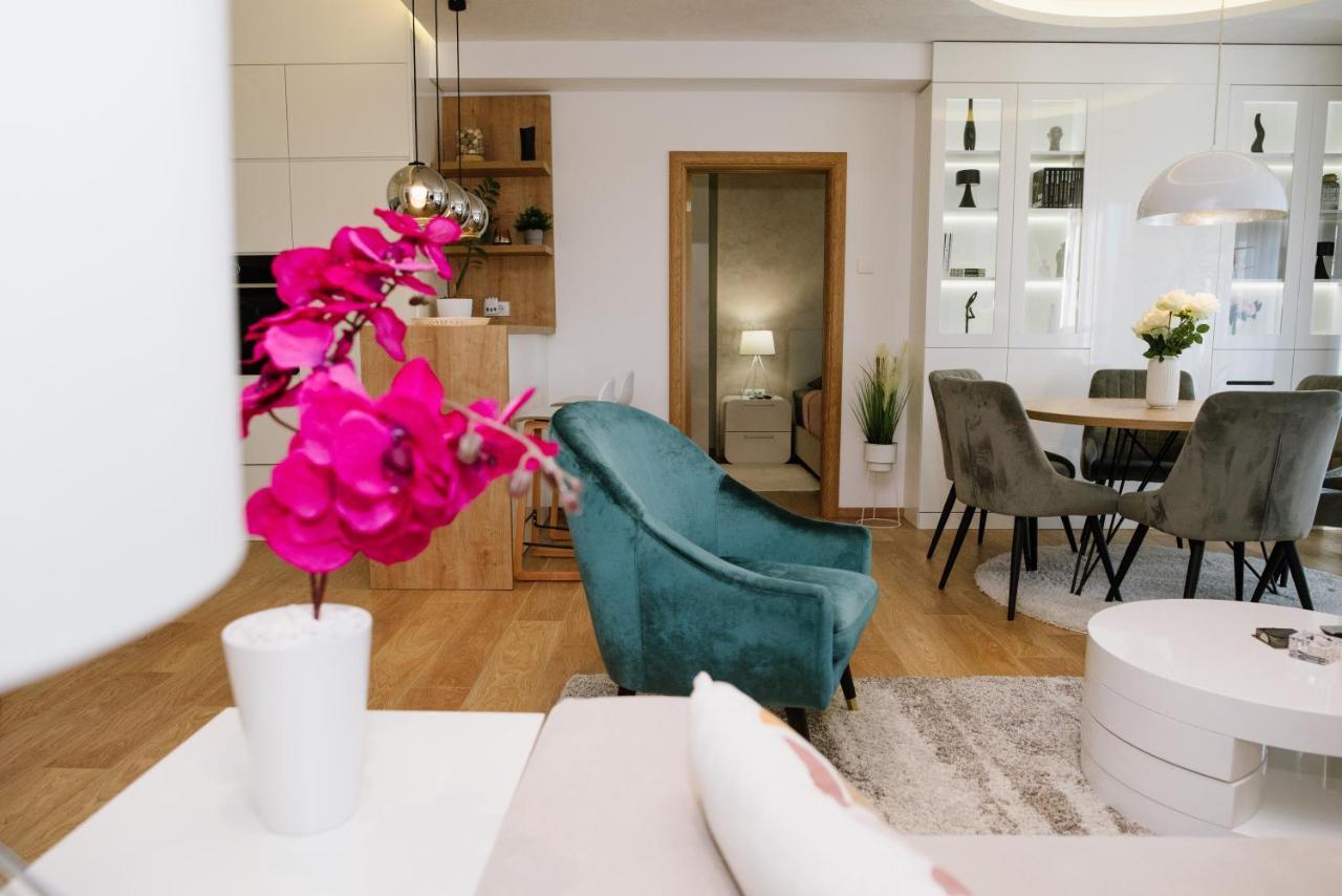 Lusso Apartman Σουμπότικα Εξωτερικό φωτογραφία